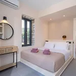 Villa Luxury Stone Aris, Ideally Located Just A 5-minute Walk From Restaurants And Shops Divarata