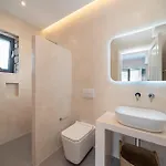 Luxury Stone Aris, Ideally Located Just A 5-minute Walk From Restaurants And Shops * Divarata